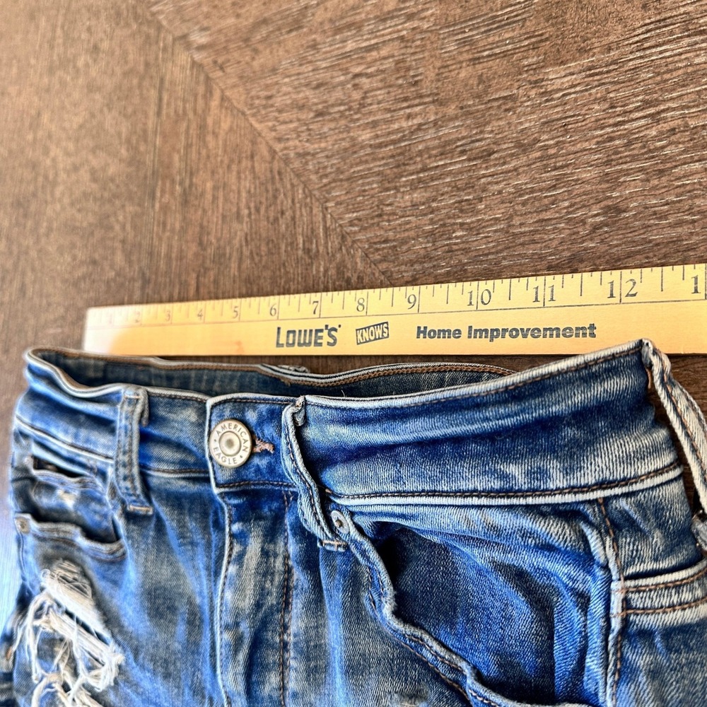 American Eagle Next Level Stretch Distressed Jean Shorts Womens 2 Blue Frayed - Picture 4 of 11